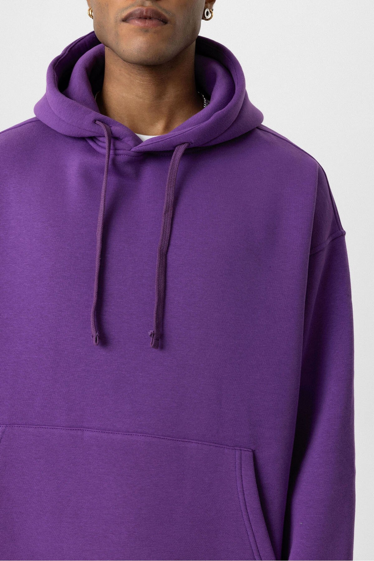 Basic Oversized Hooded Sweatshirt with Pockets