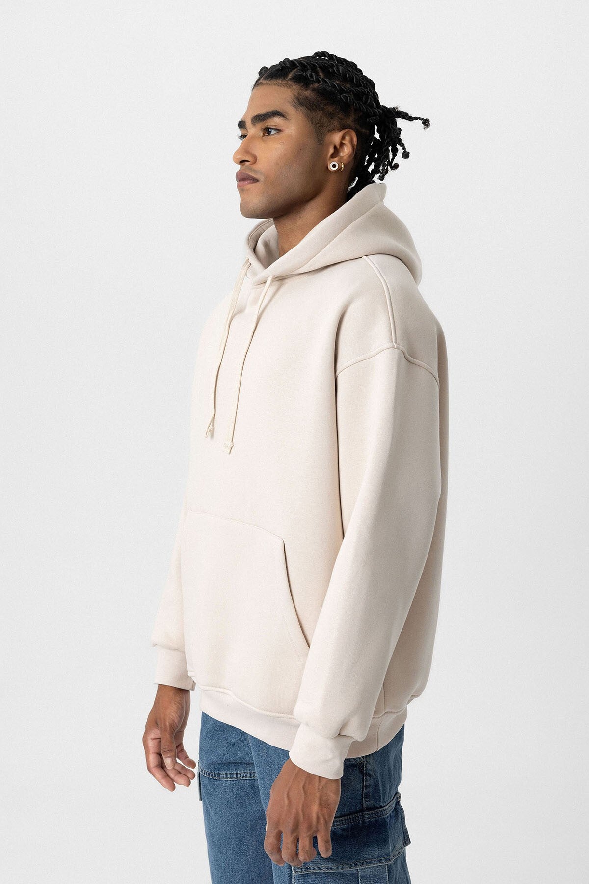 Basic Oversized Hooded Sweatshirt with Pockets