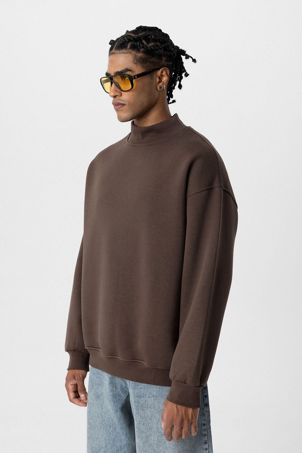 Basic Oversized Crew-Neck Sweatshirt