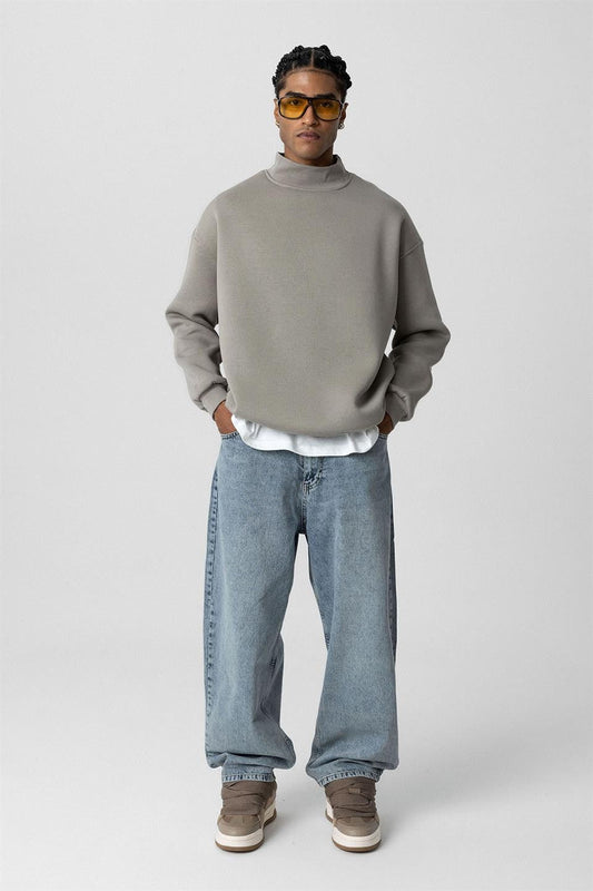 Basic Oversized Crew-Neck Sweatshirt