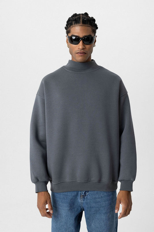 Basic Oversized Crew-Neck Sweatshirt