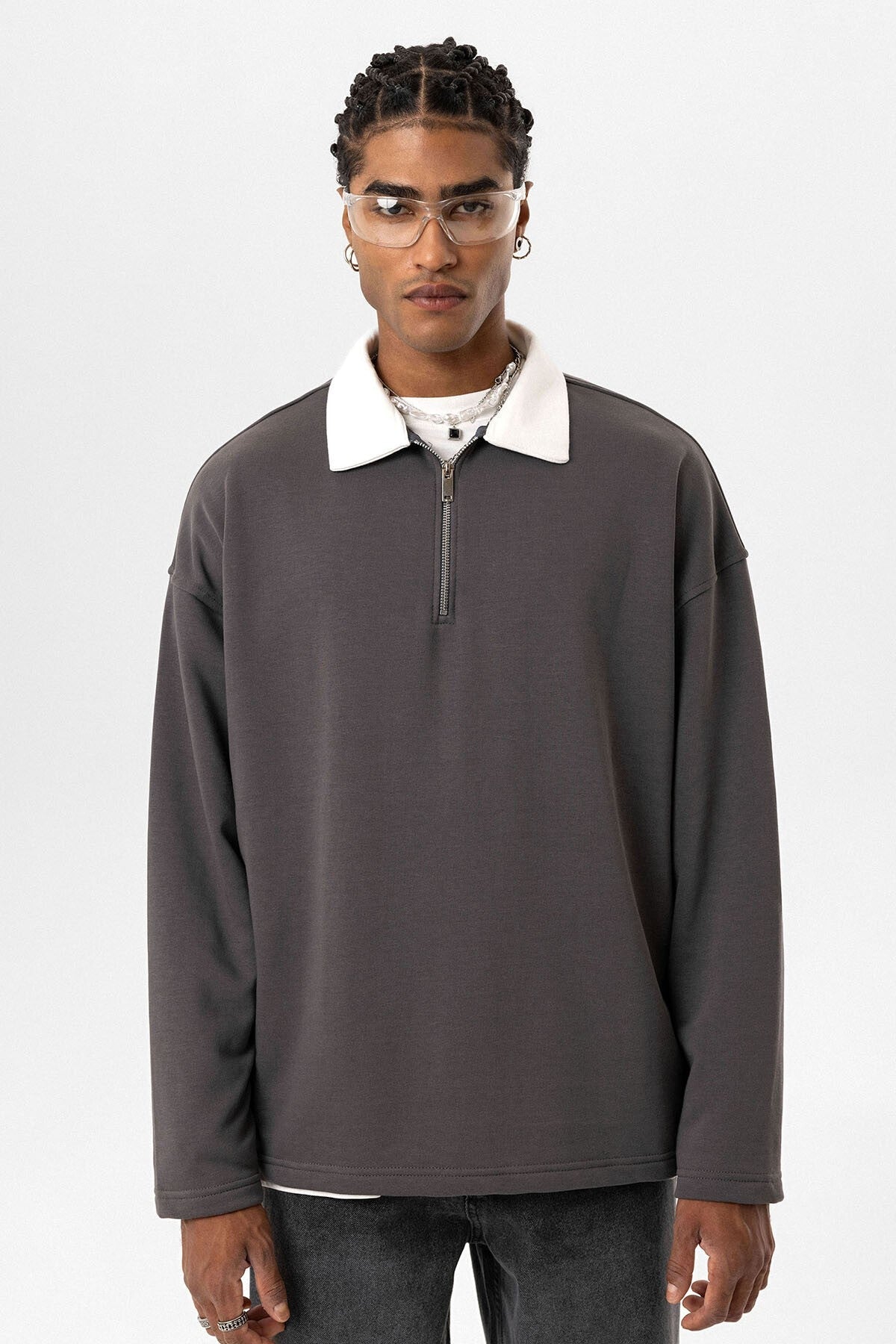Basic Polo Neck Sweatshirt with Zipper Detail