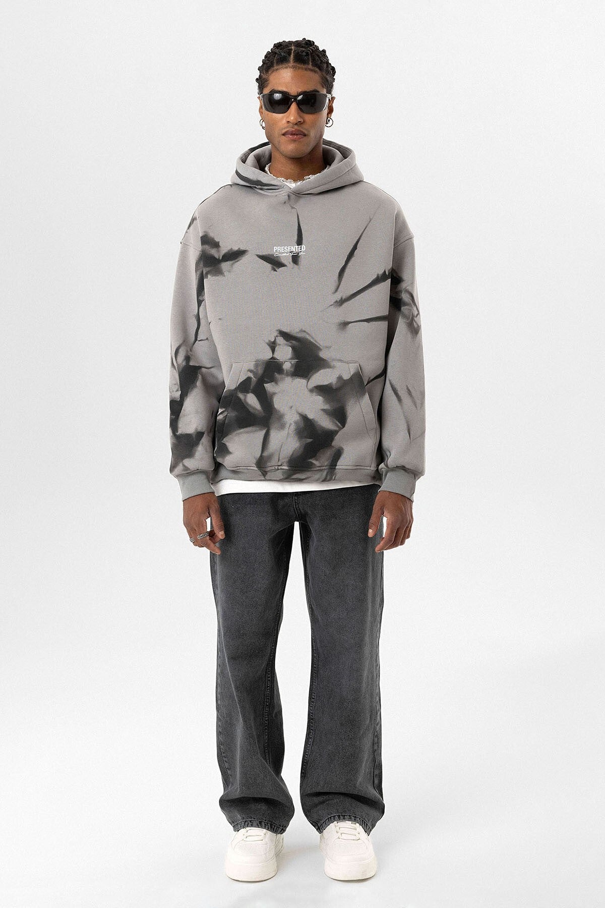 Color-Detailed Oversized Hooded Sweatshirt