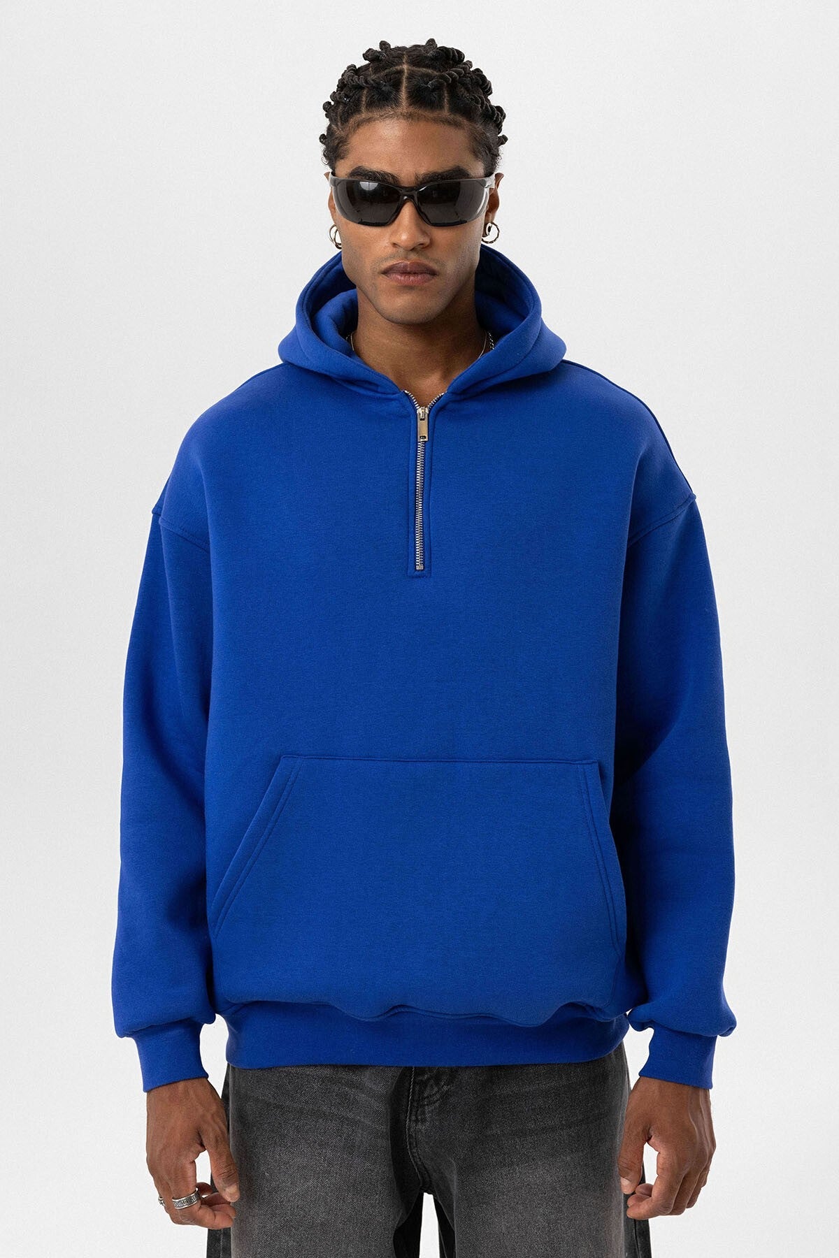 Basic Oversized Hooded Sweatshirt with Zipper Detail