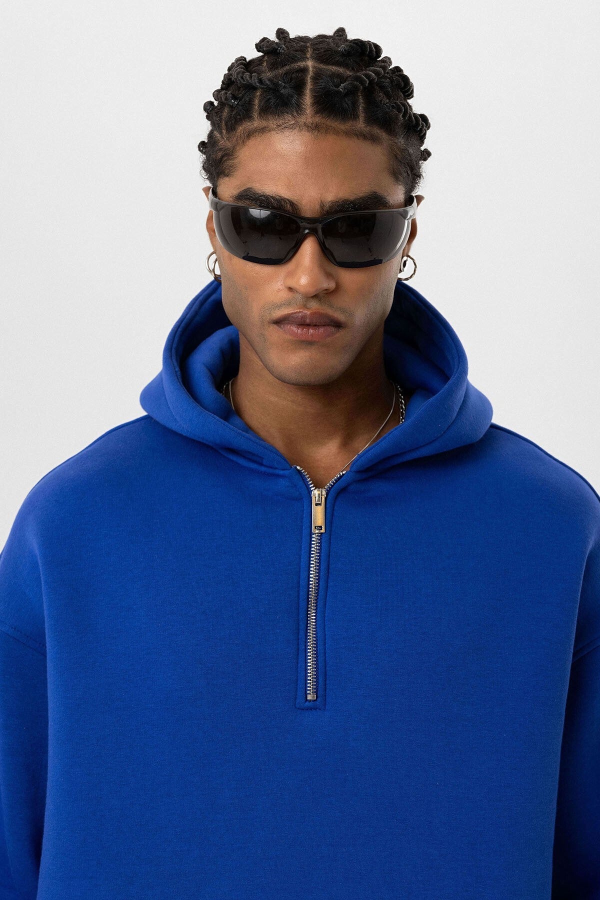 Basic Oversized Hooded Sweatshirt with Zipper Detail