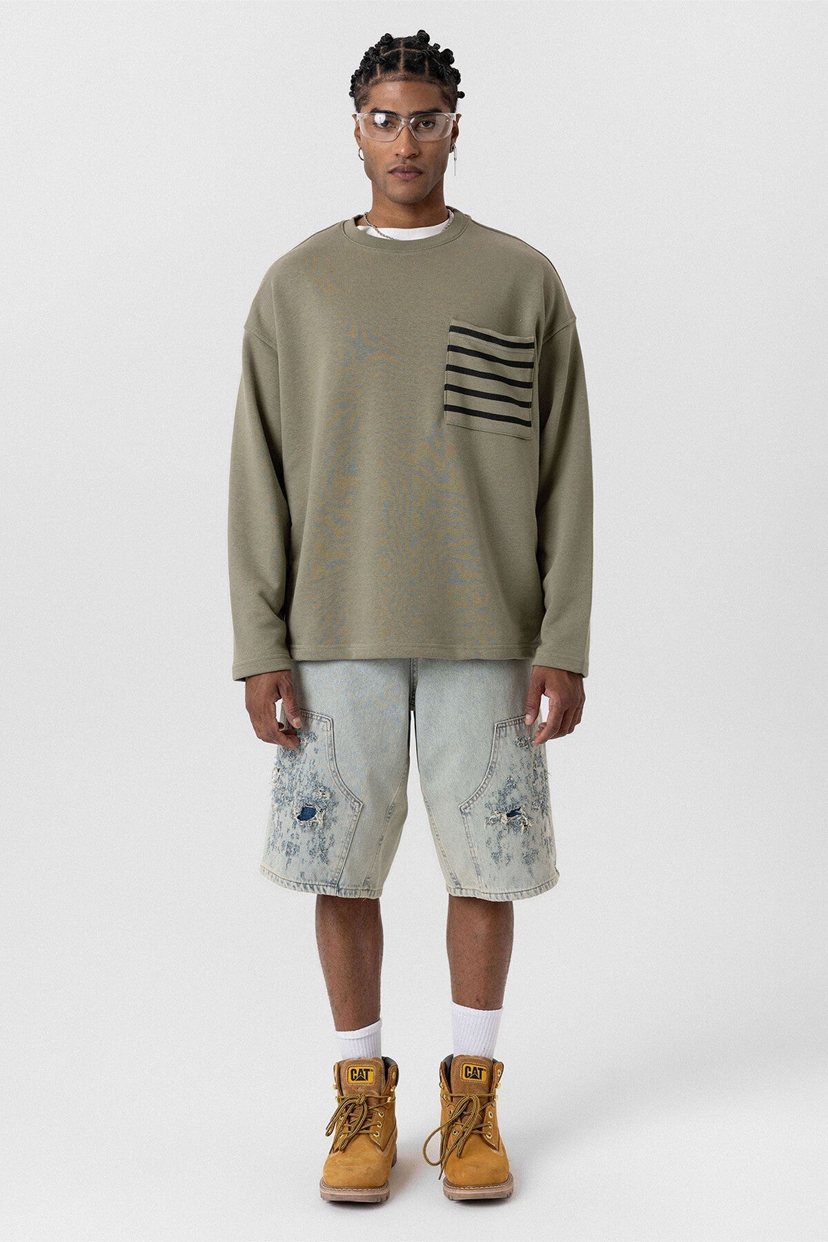 Oversized Sweatshirt with Pockets
