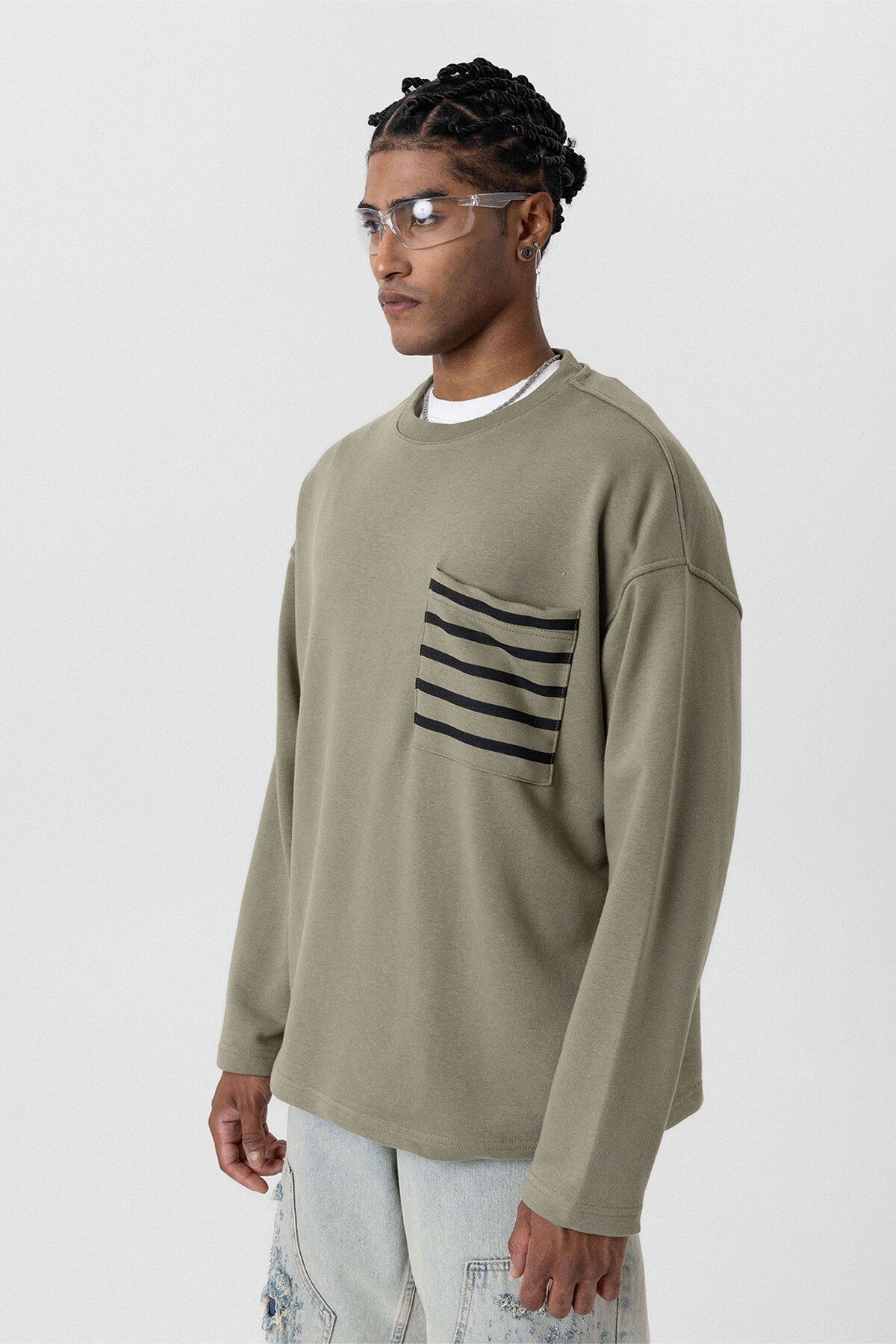 Oversized Sweatshirt with Pockets