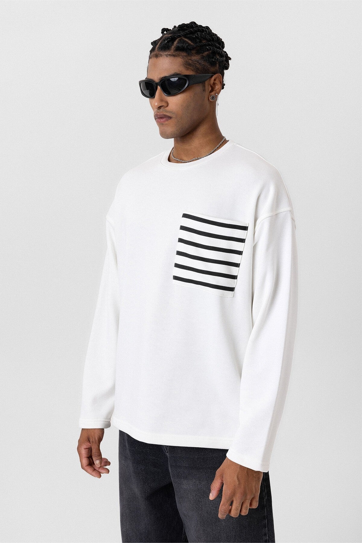 Oversized Sweatshirt with Pockets