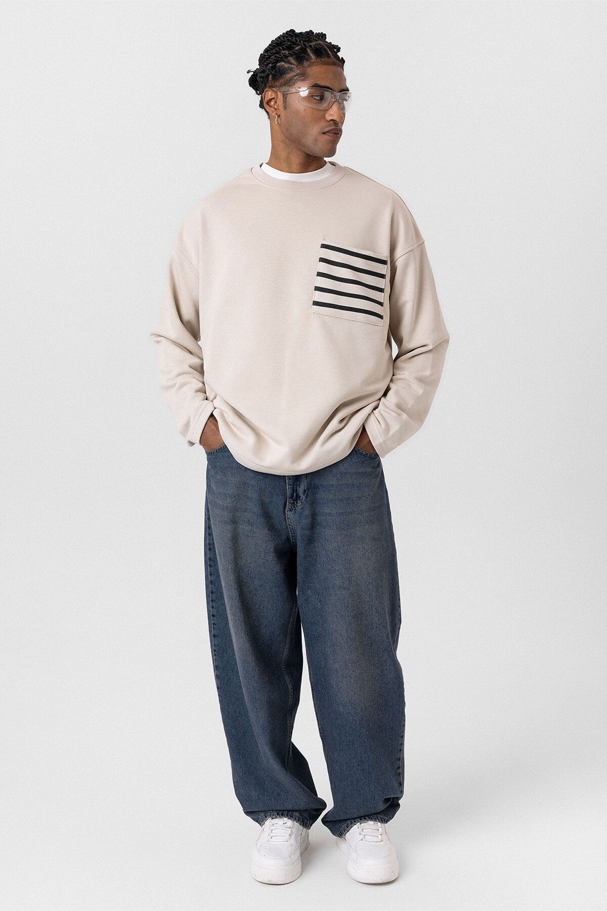 Oversized Sweatshirt with Pockets