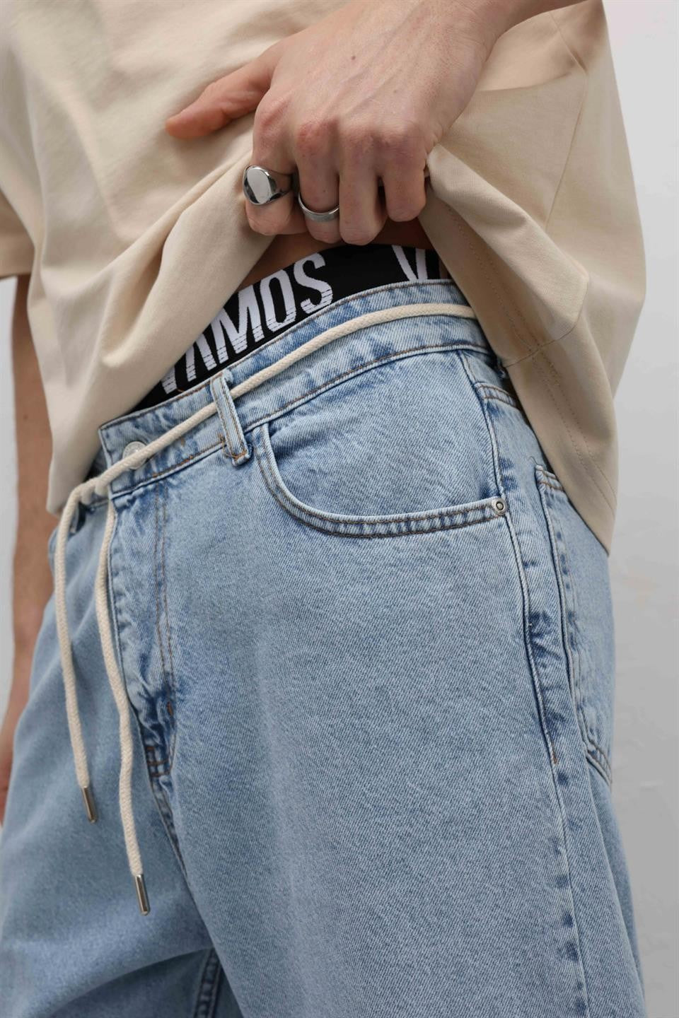 Baggy Fit Jeans V100-02