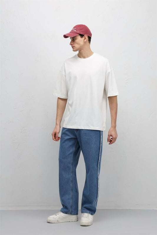 Baggy Jeans with Side Seam Details
