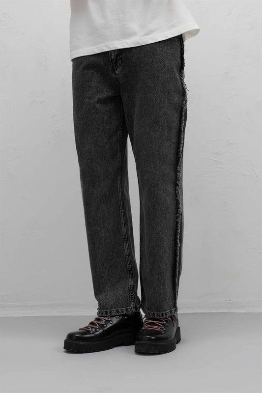 Baggy Jeans with Side Seam Details