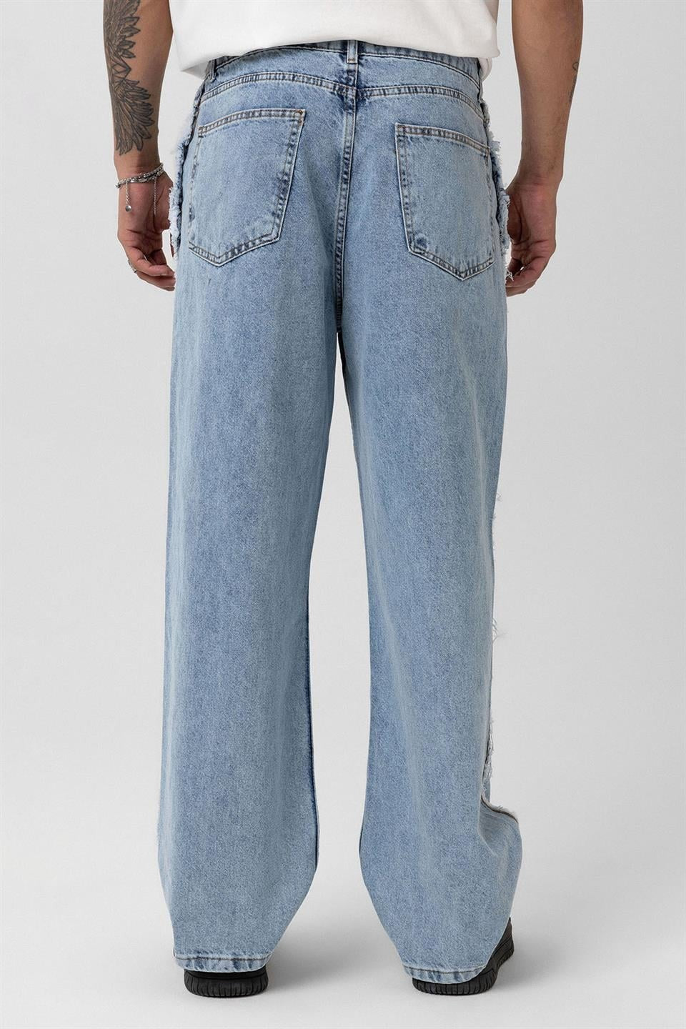 Baggy Jeans with Side Seam Details