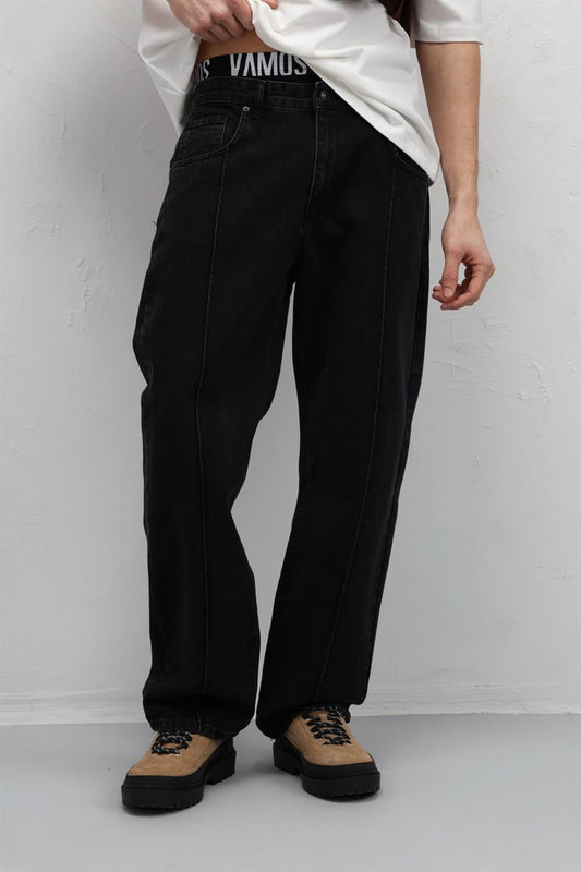 Stitched-Detail Relaxed-Fit Jeans