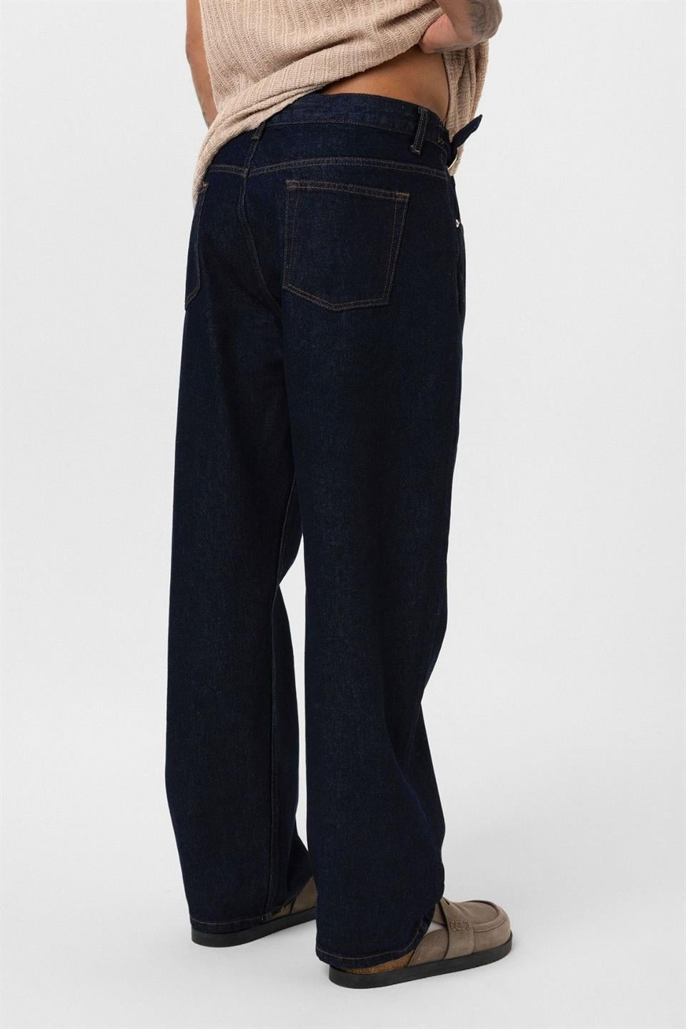 Relaxed-Fit Jeans