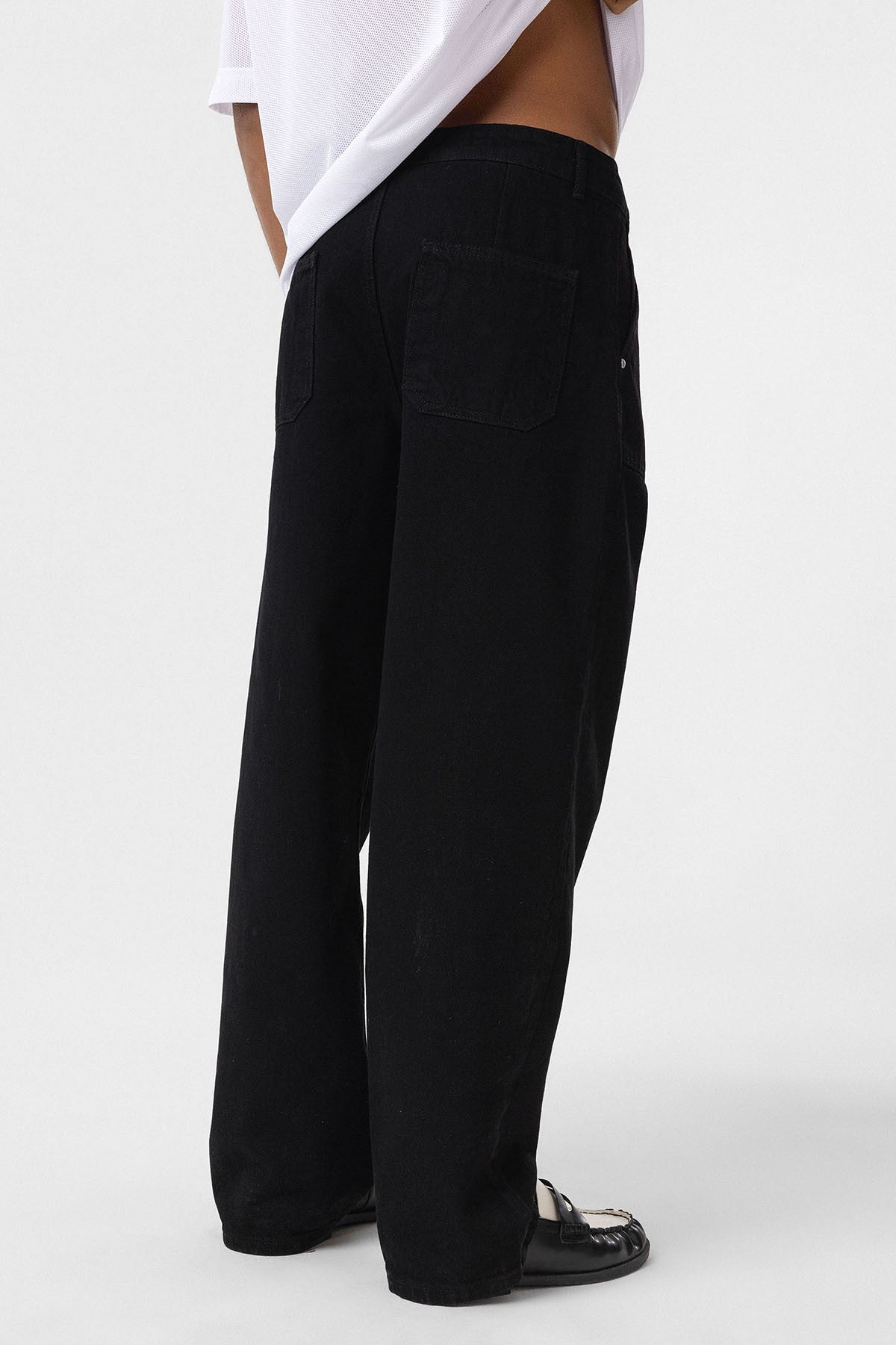 Baggy-Fit Jeans with Detailed Pockets