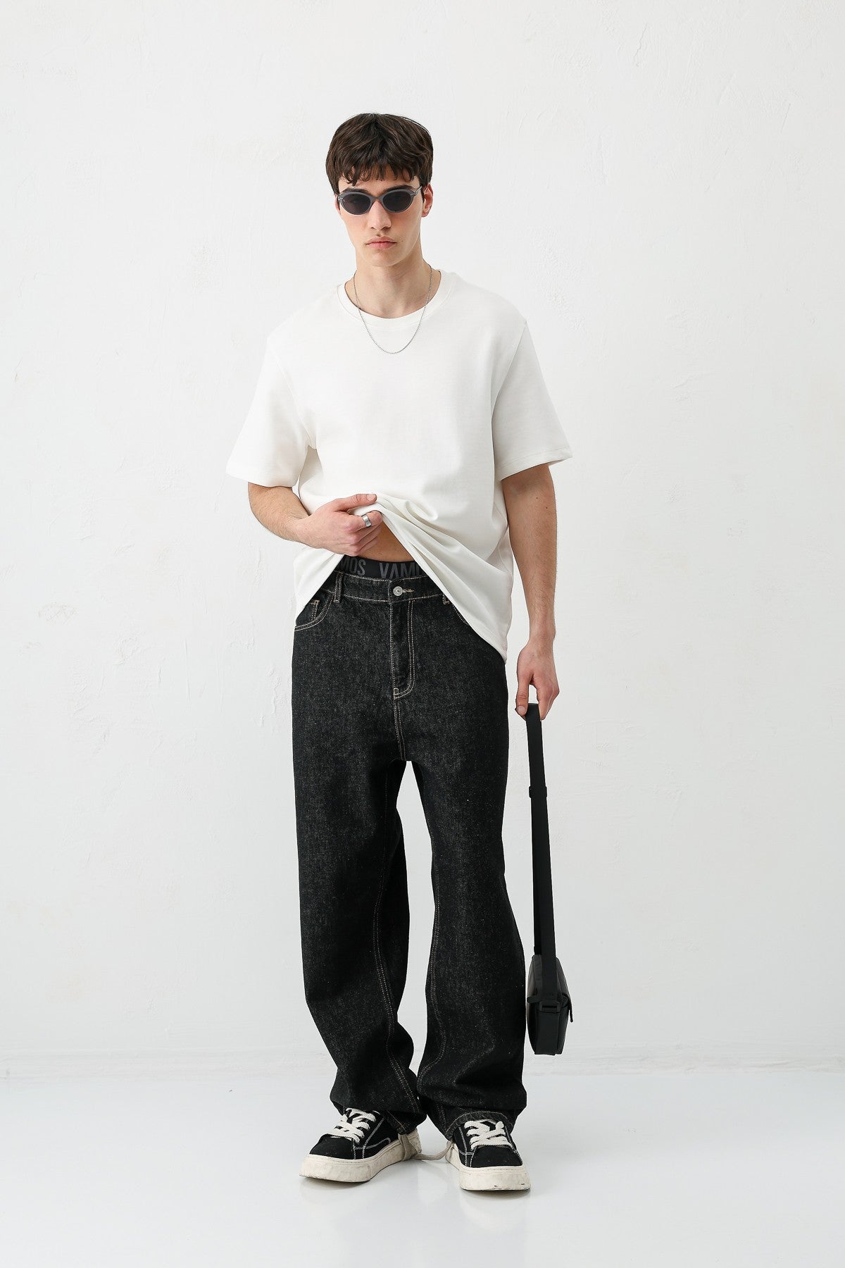Baggy-Fit Jeans