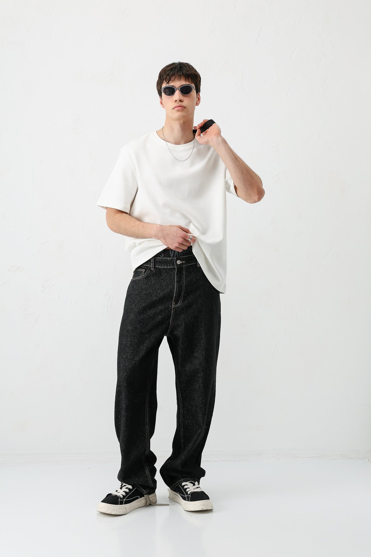 Baggy-Fit Jeans