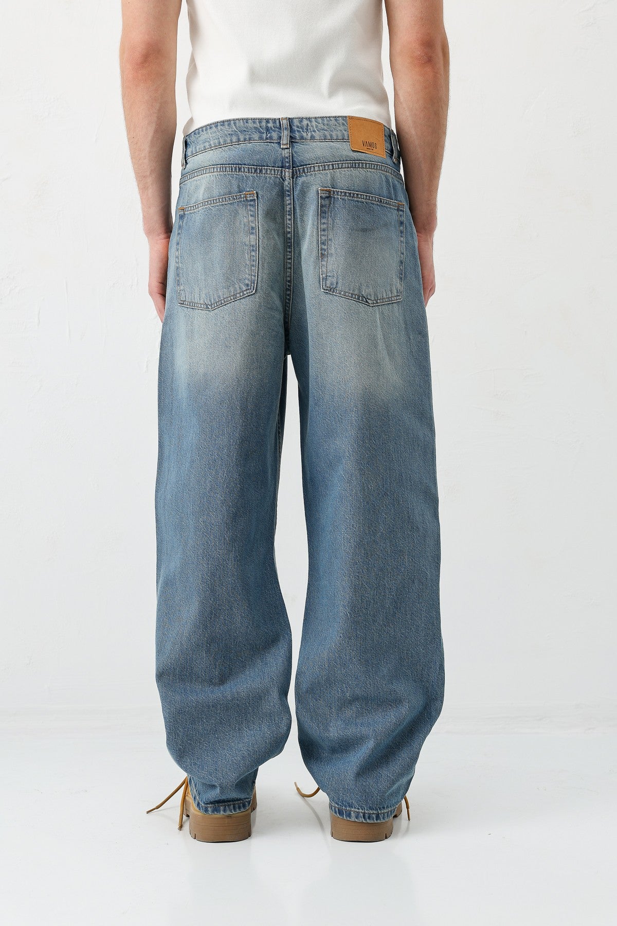 Baggy-Fit Jeans