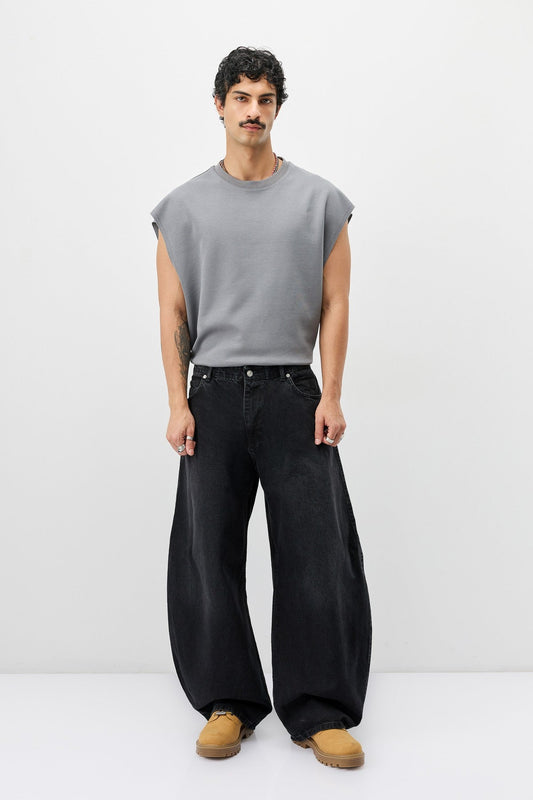 Balloon-Fit Jeans