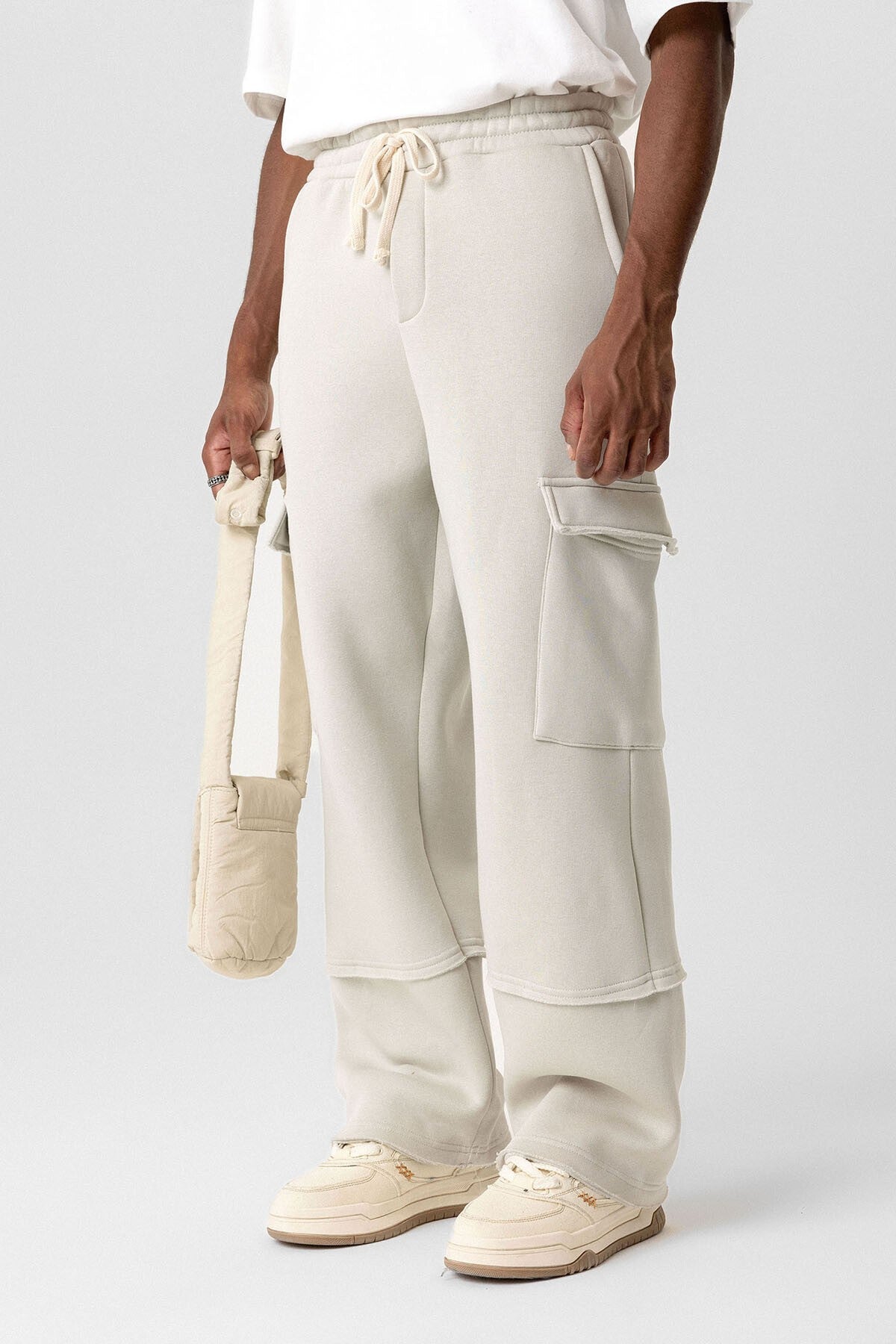 Basic Baggy Sweatpants with Cargo Pockets