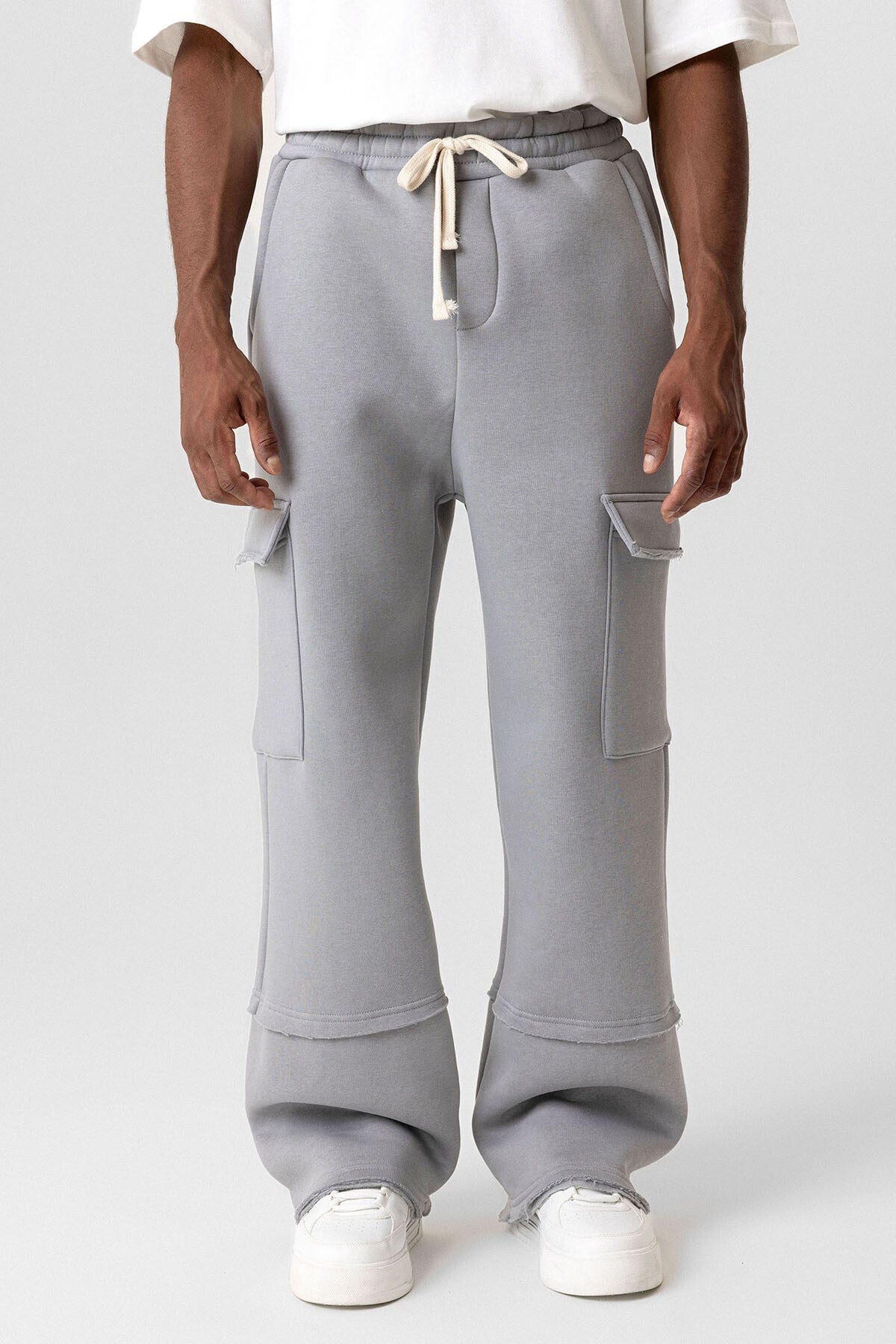 Basic Baggy Sweatpants with Cargo Pockets