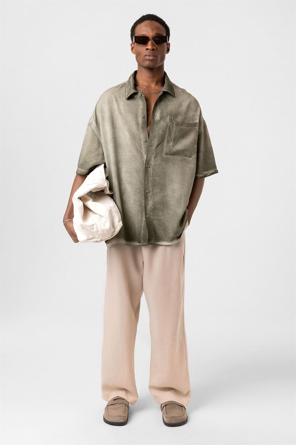 Oversized Short-Sleeve Shirt (Washed)