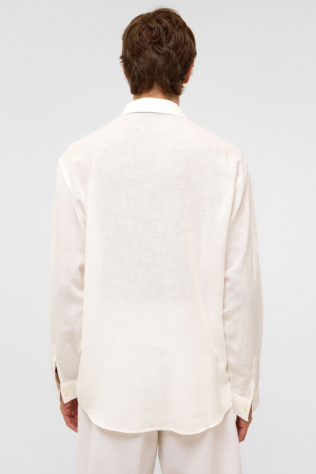 Oversized Long-Sleeved Linen Shirt