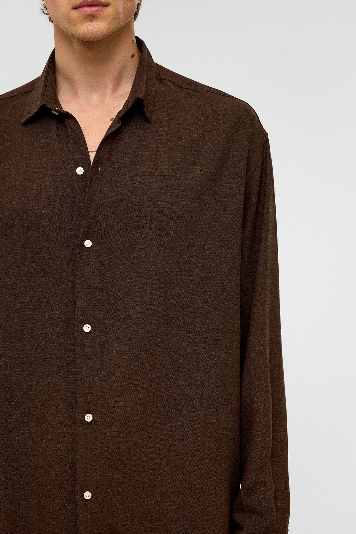 Oversized Long-Sleeved Linen Shirt