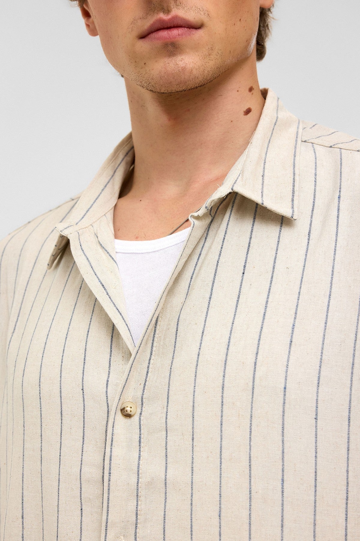 Oversized Striped Short-Sleeved Linen Shirt