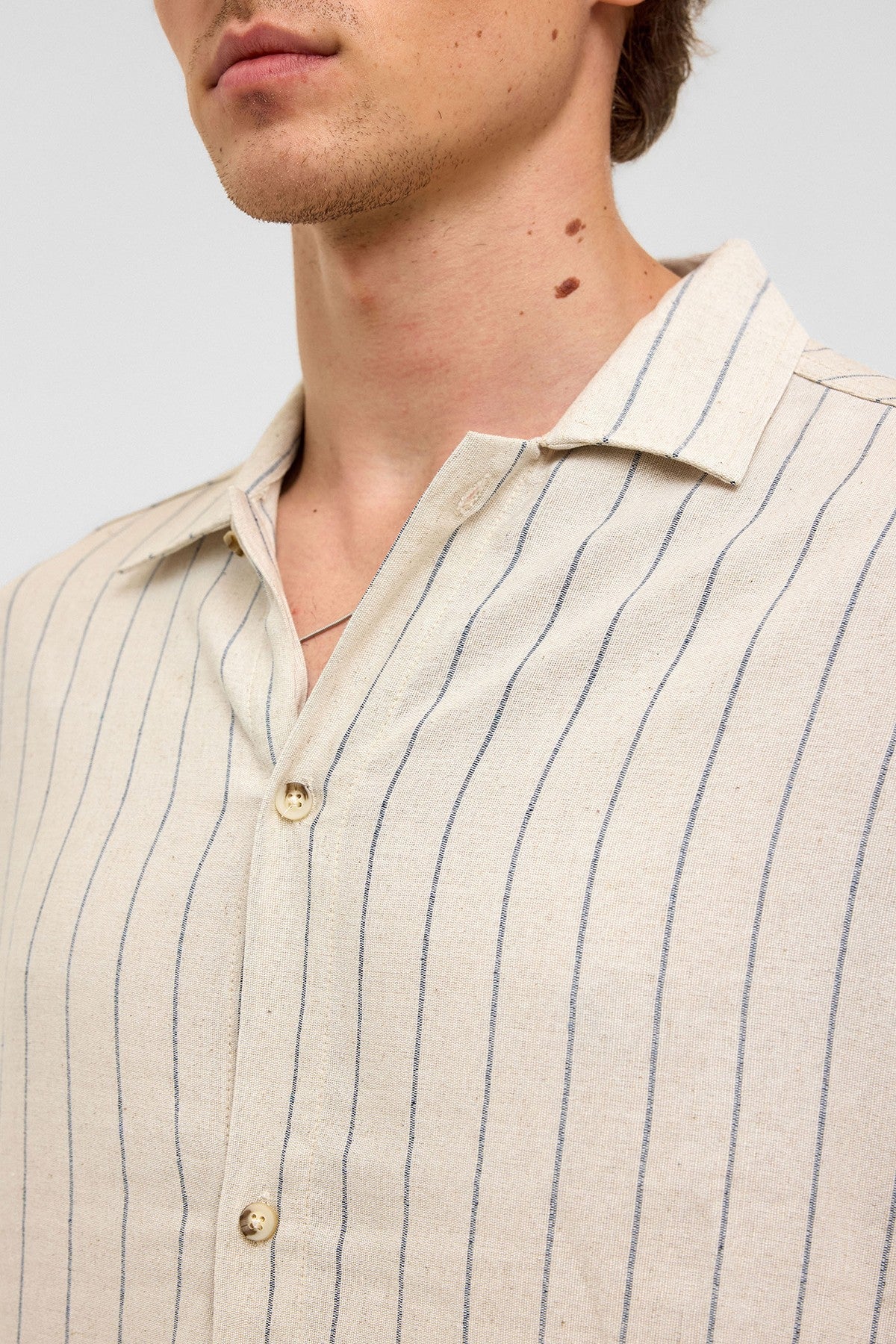 Oversized Long-Sleeved Striped Linen Shirt