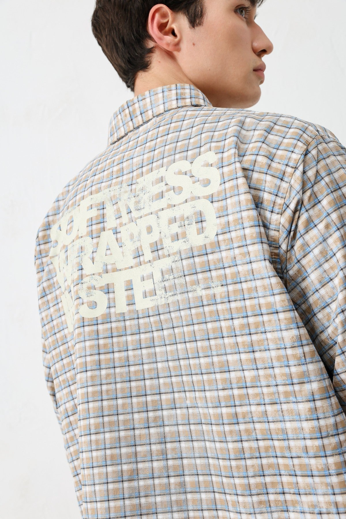 Long-Sleeved Checkered Shirt