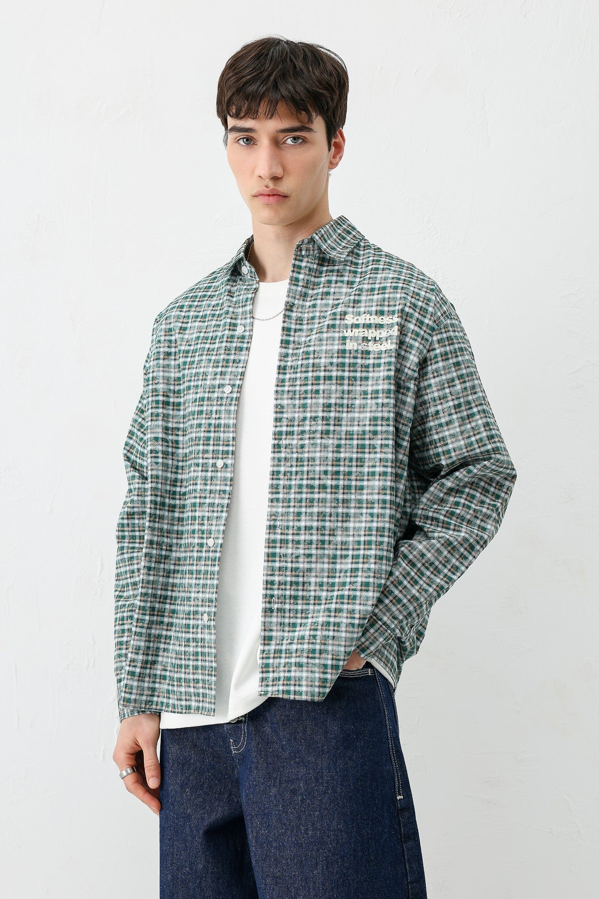 Long-Sleeved Checkered Shirt
