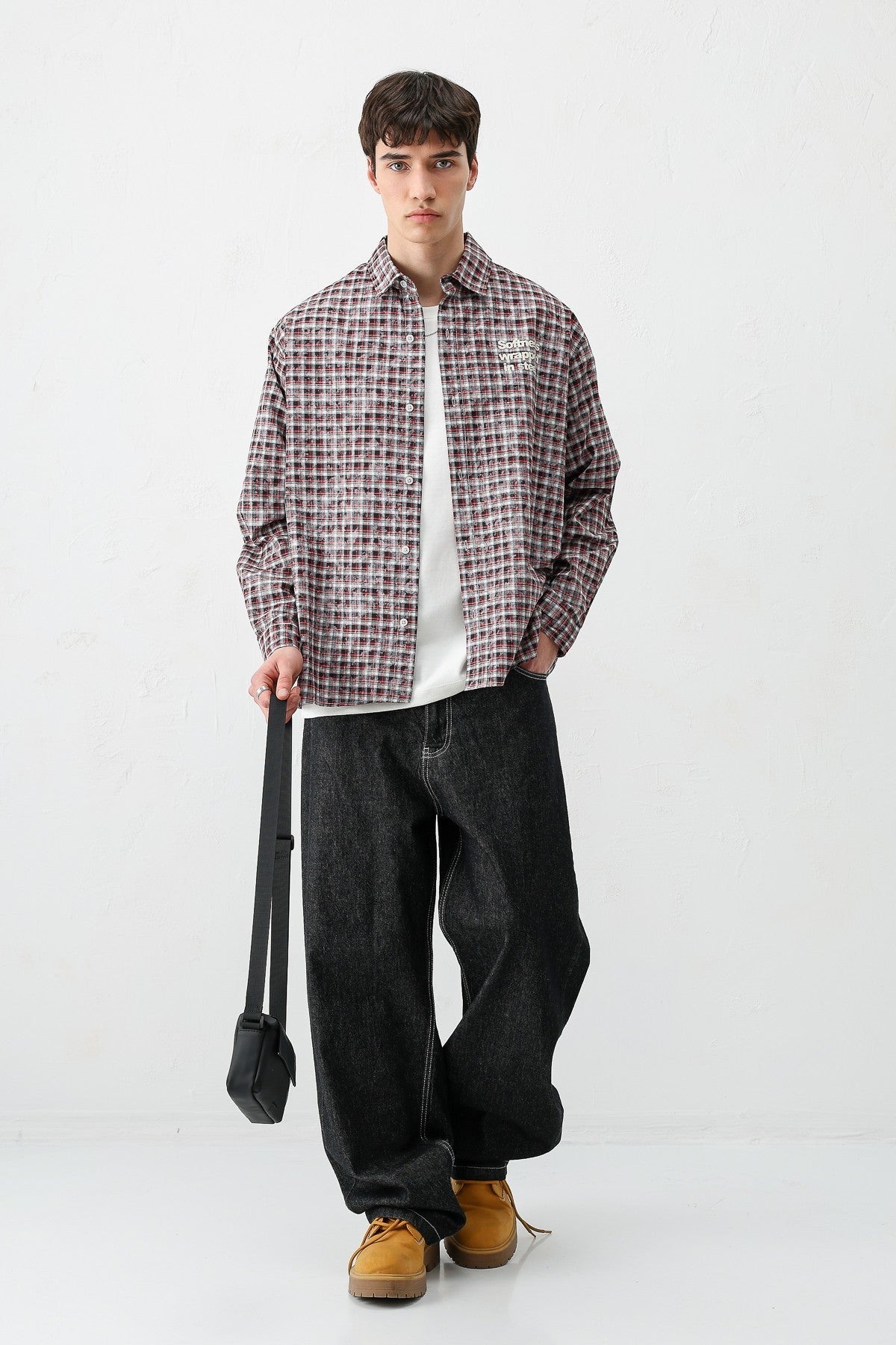Long-Sleeved Checkered Shirt