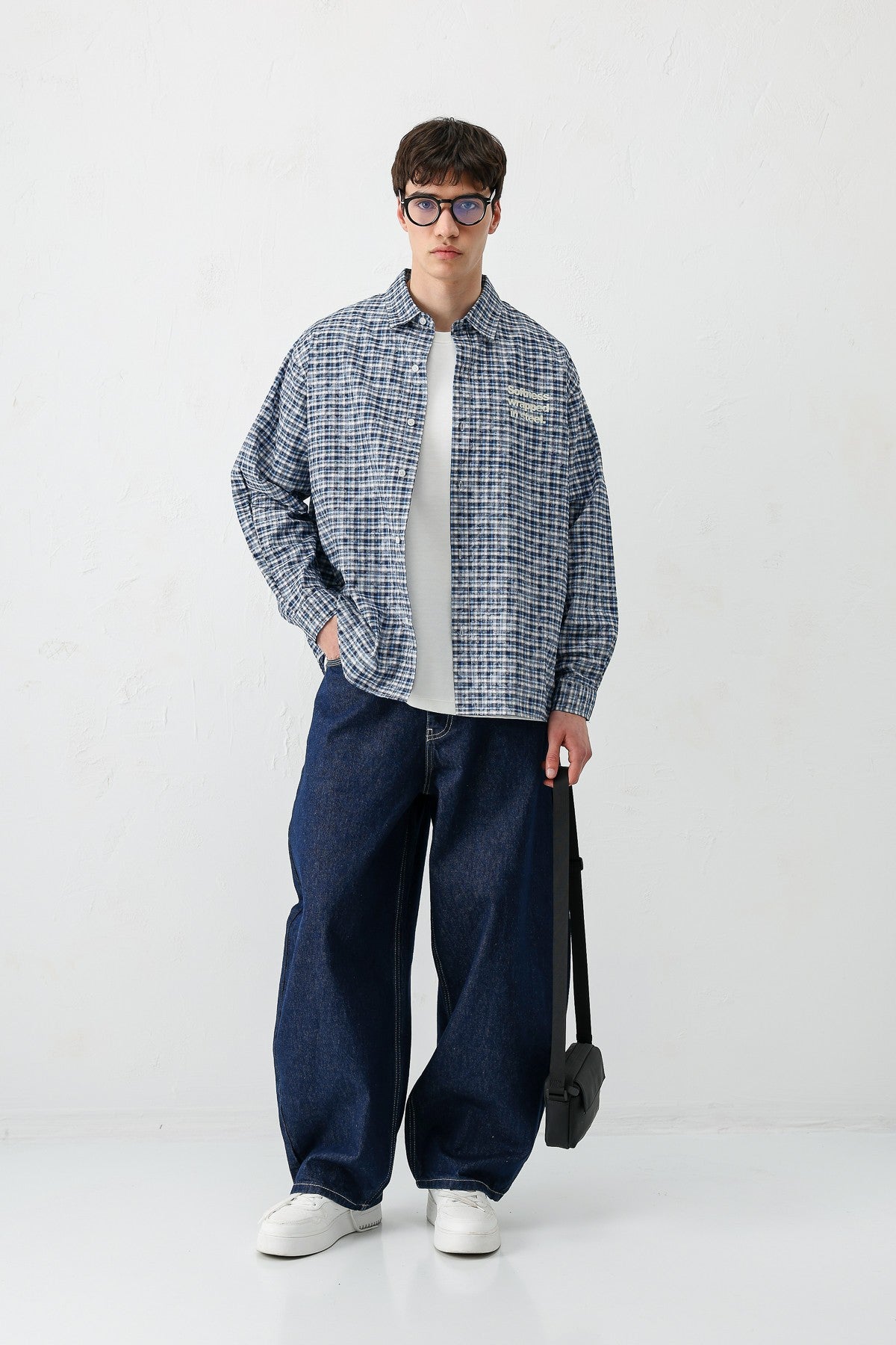 Long-Sleeved Checkered Shirt