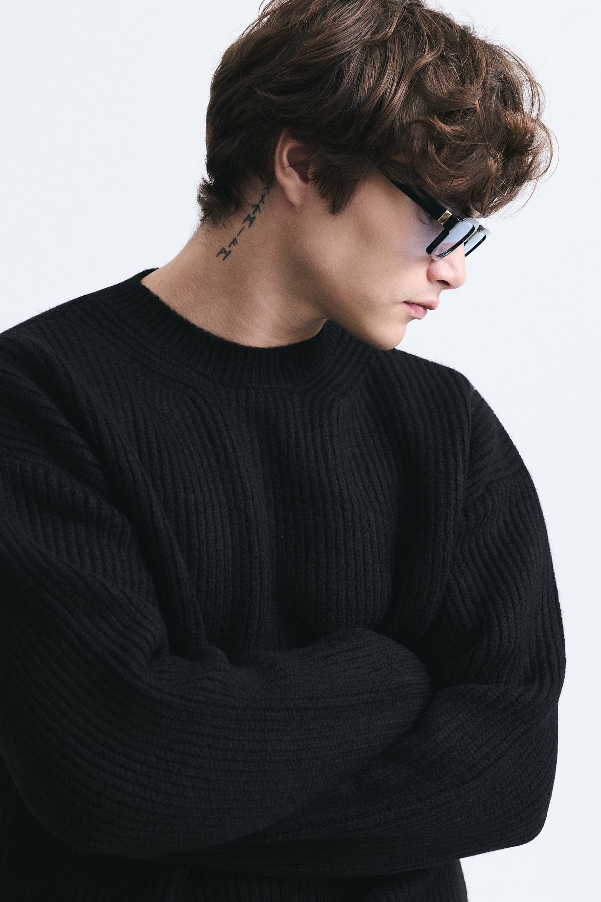 Oversized Ribbed Knit Sweater