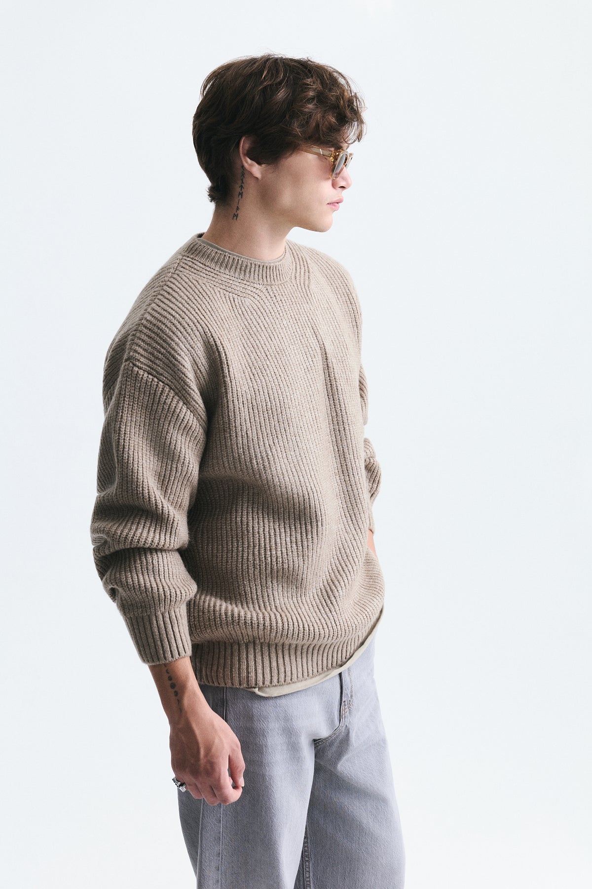 Oversized Ribbed Knit Sweater