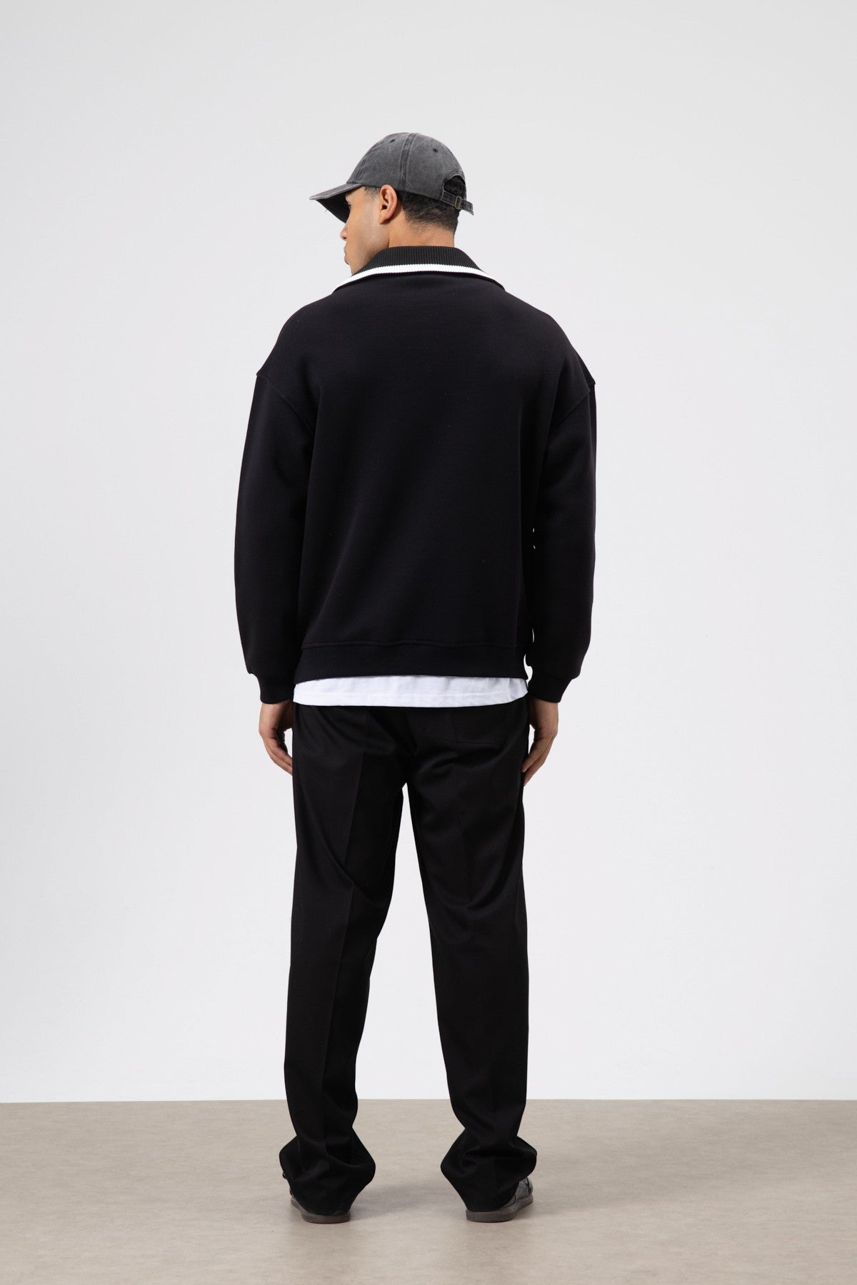 Oversized Zipper-Neck Sweatshirt