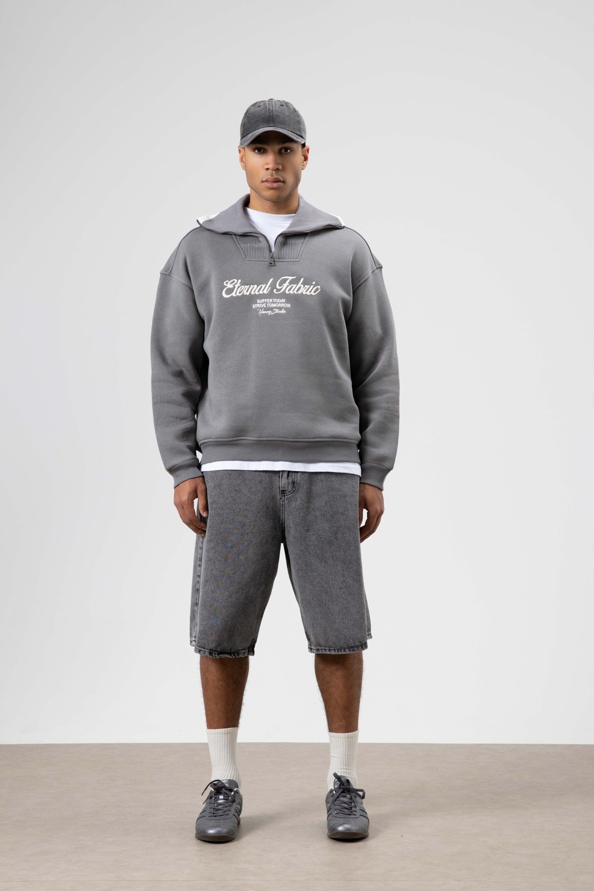 Oversized Zipper-Neck Sweatshirt