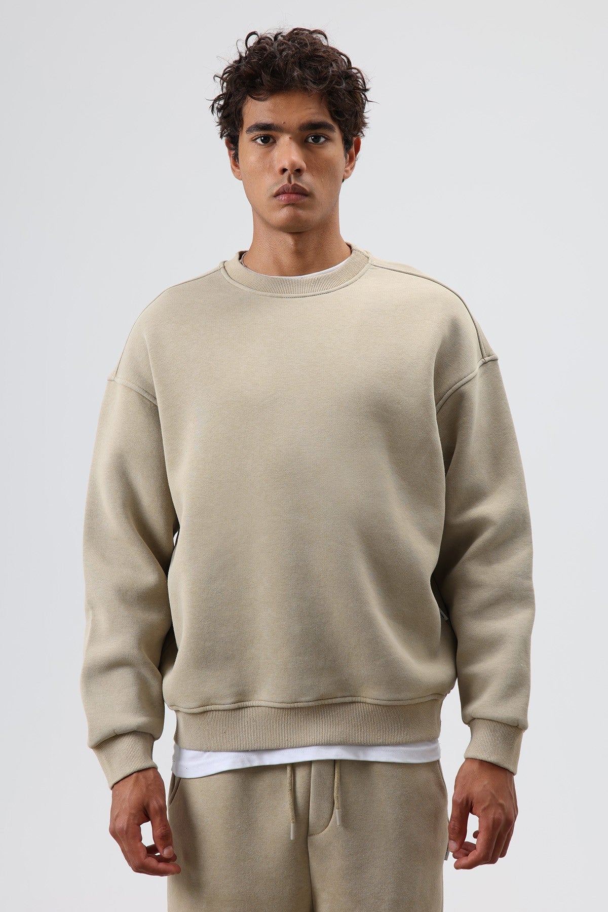 Basic Oversized Washed Sweatshirt