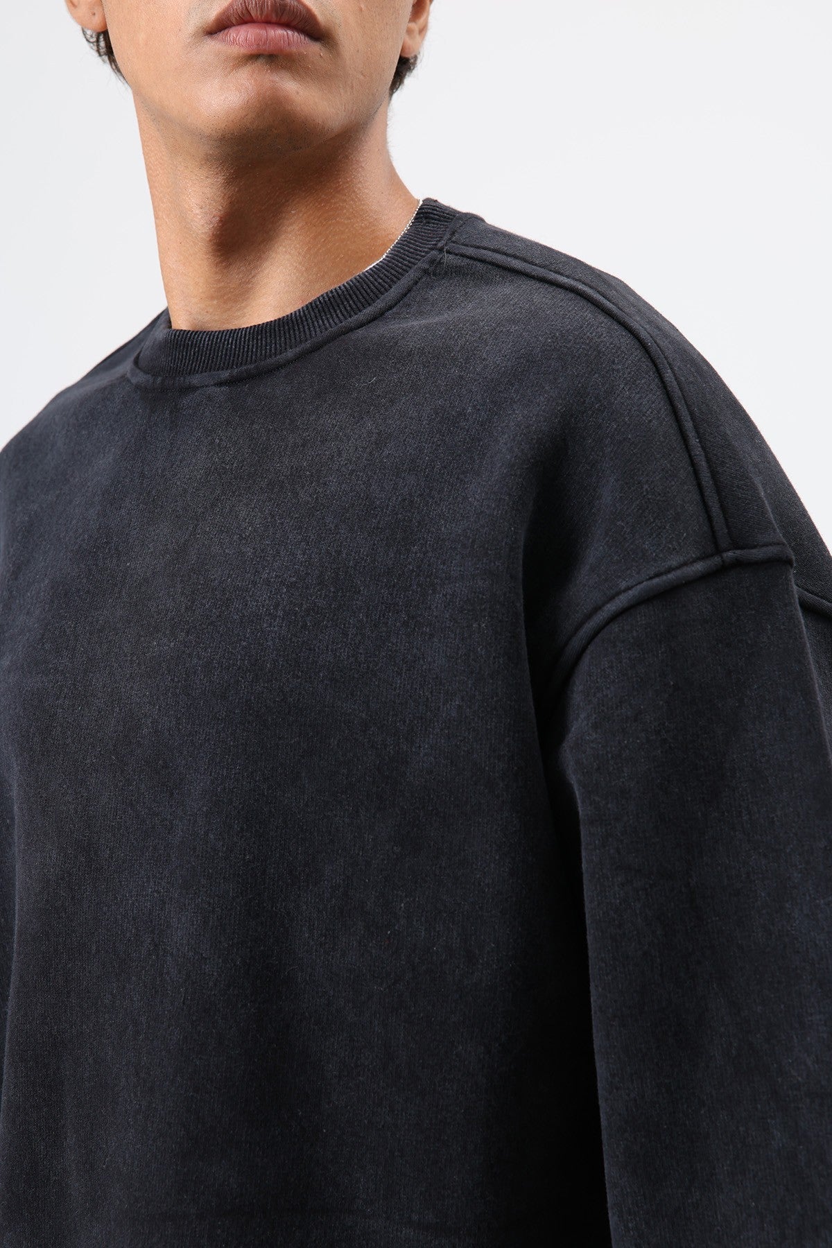 Basic Oversized Washed Sweatshirt