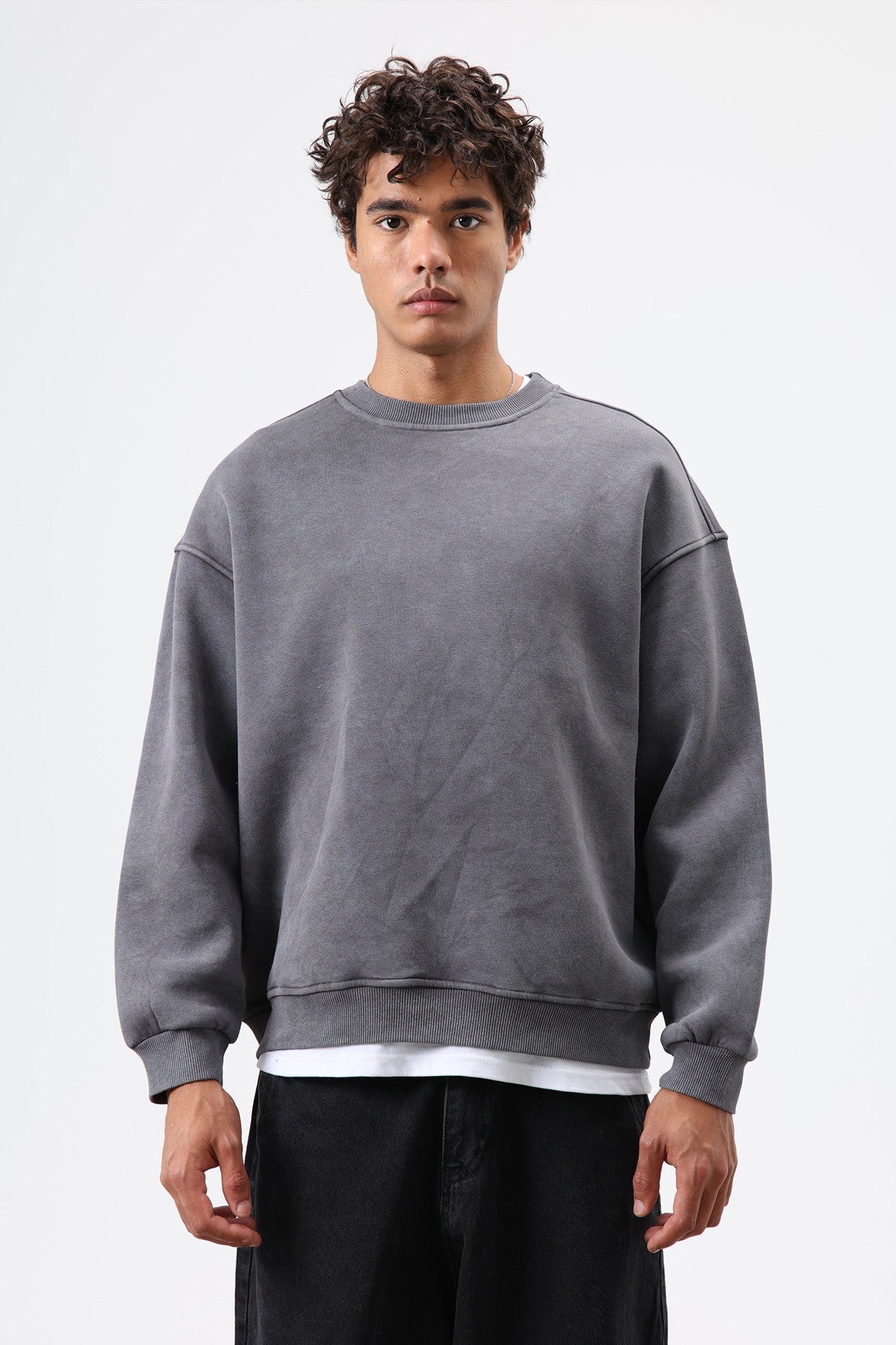 Basic Oversized Washed Sweatshirt