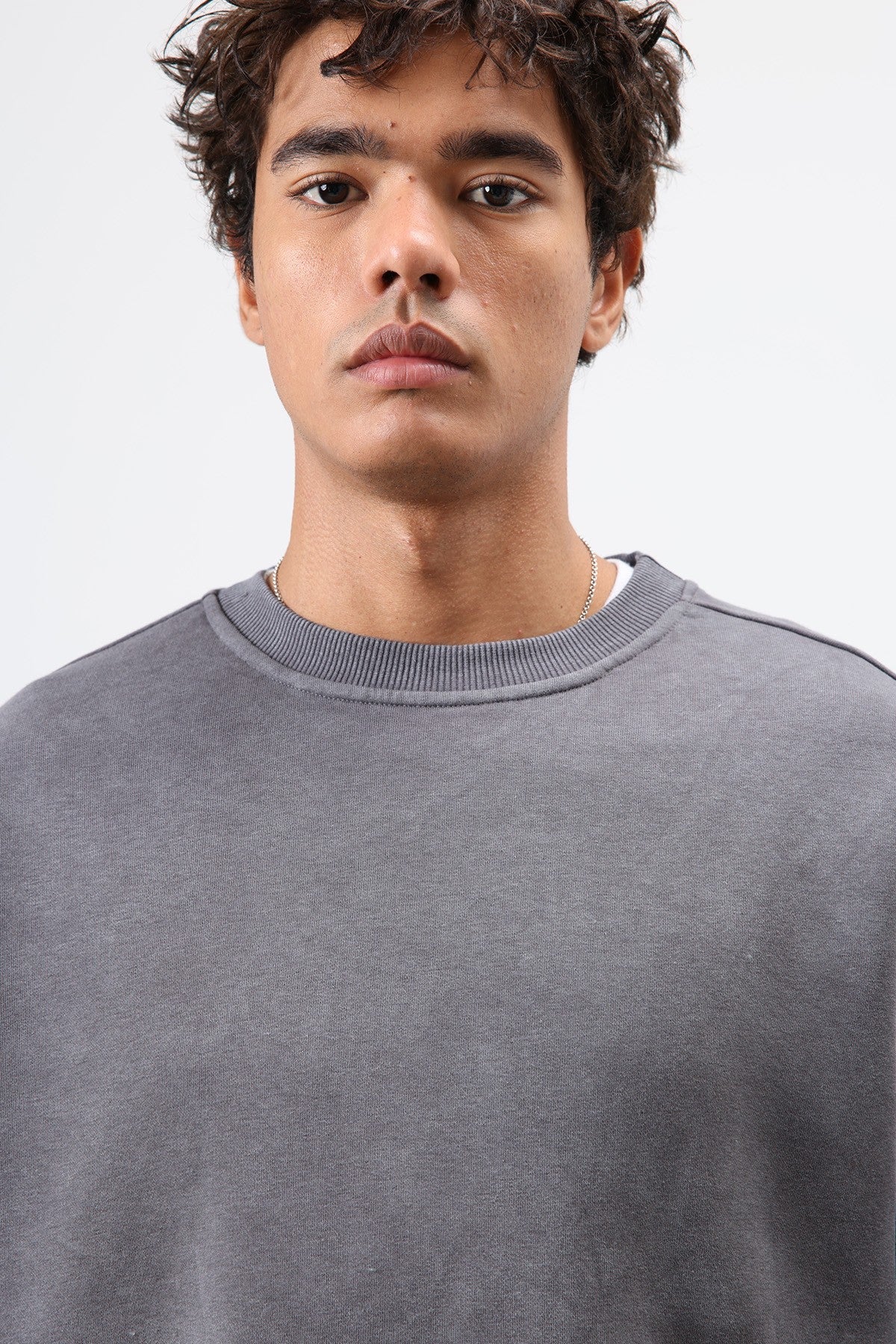 Basic Oversized Washed Sweatshirt