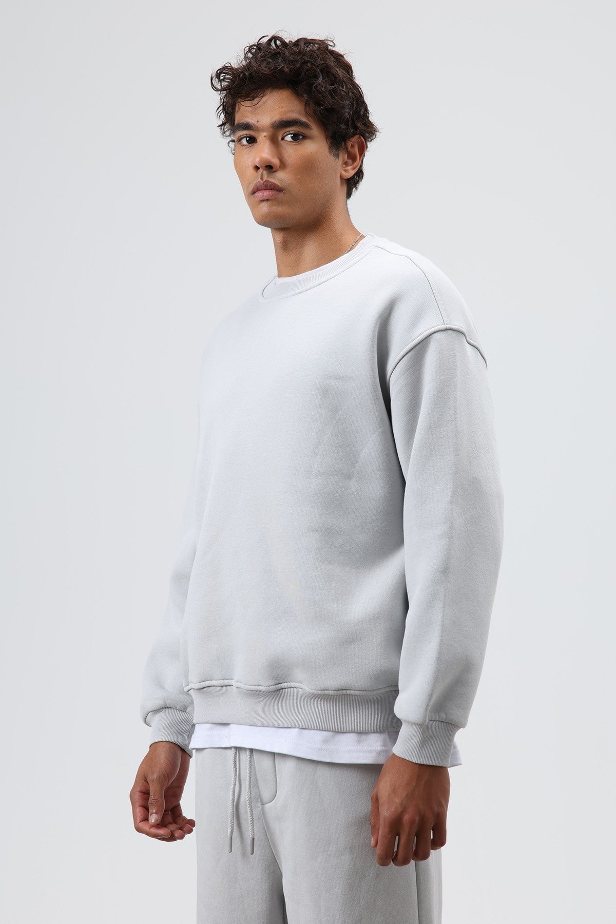 Basic Oversized Washed Sweatshirt