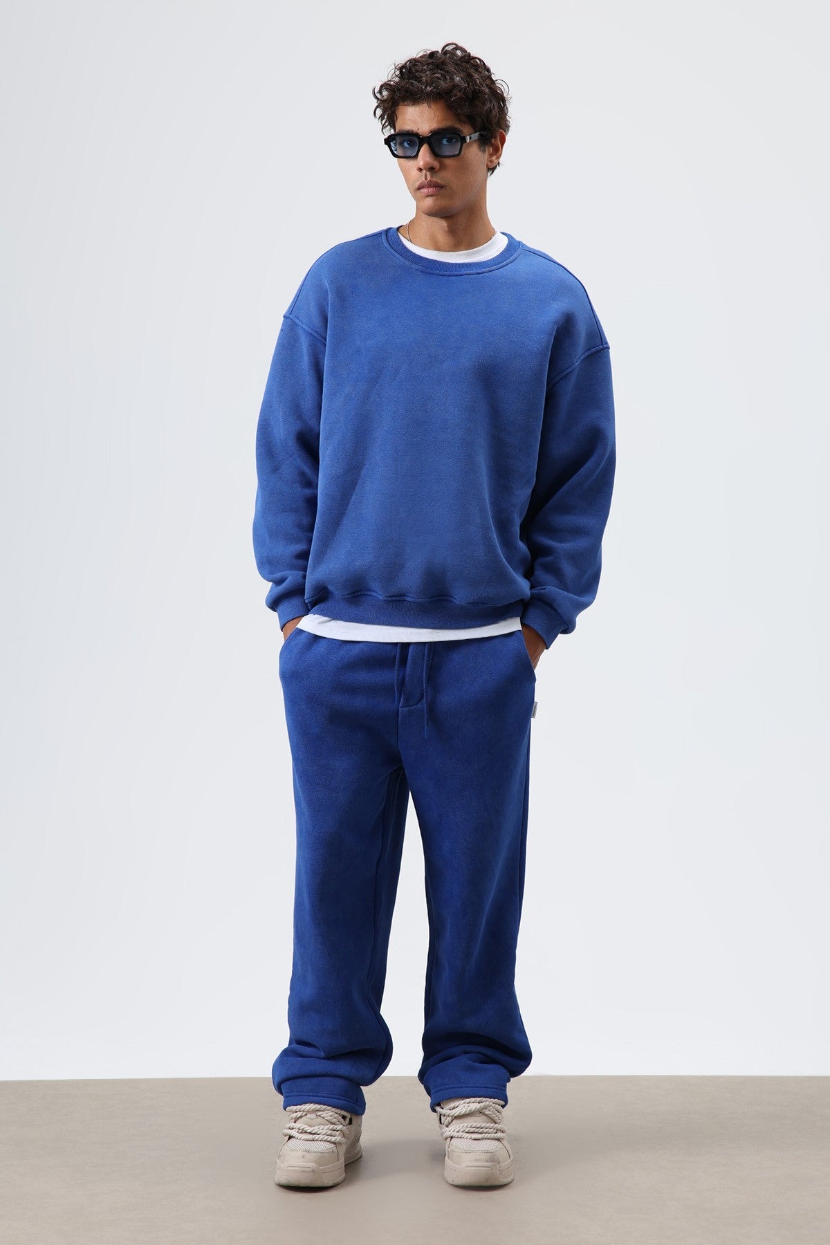 Basic Oversized Washed Sweatshirt