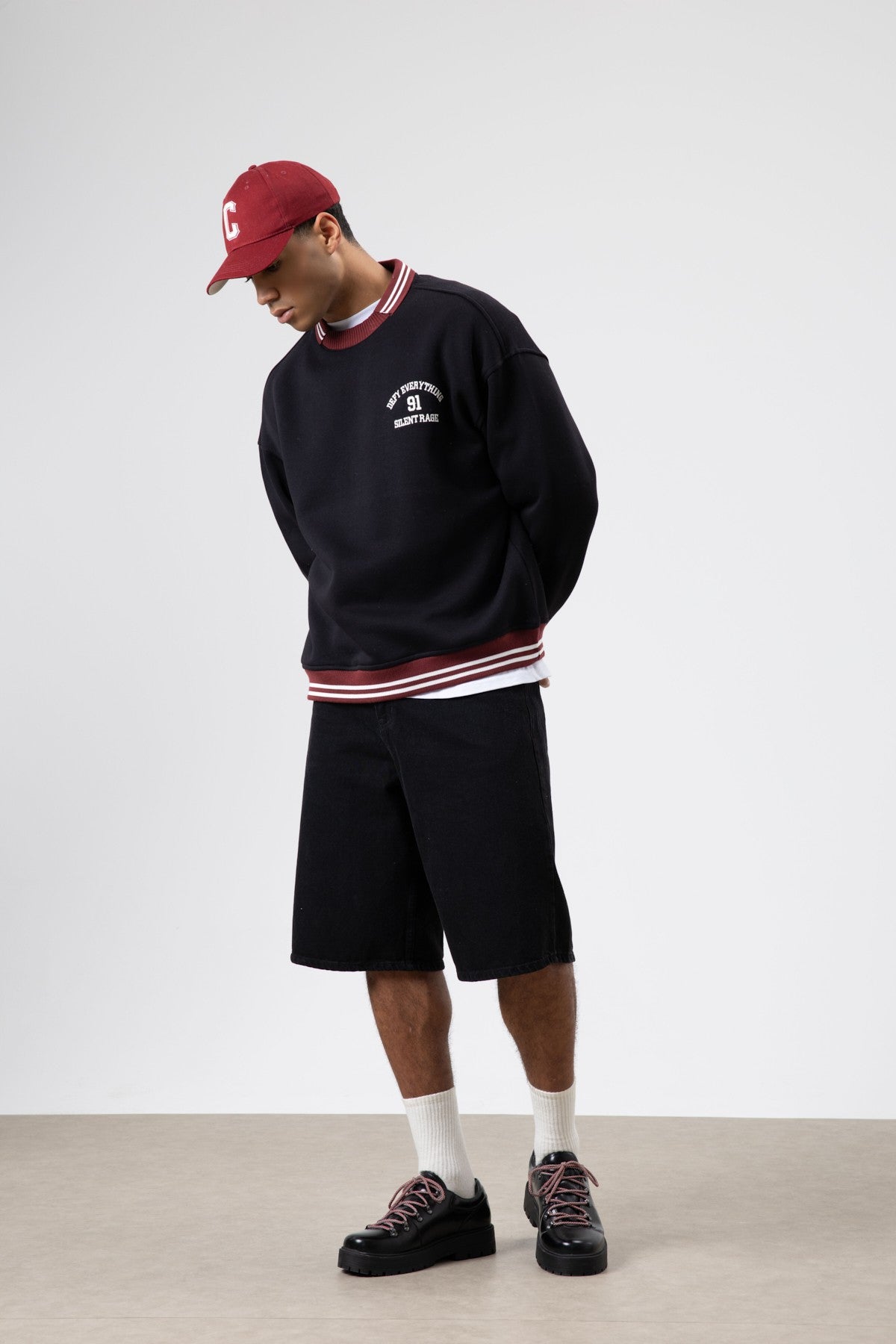 Oversized Collar Sweatshirt with Embroidery Details