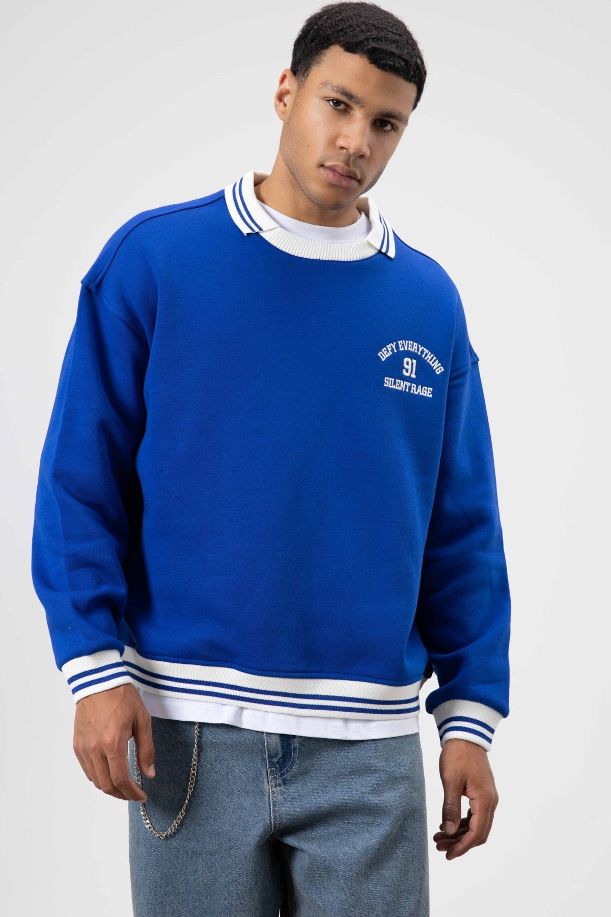 Oversized Collar Sweatshirt with Embroidery Details