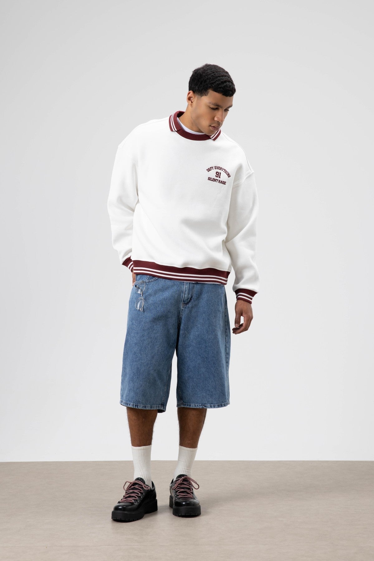 Oversized Collar Sweatshirt with Embroidery Details