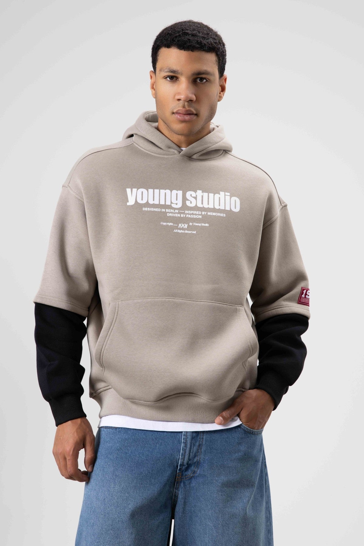 Oversized Printed Hooded Sweatshirt in Light Mink