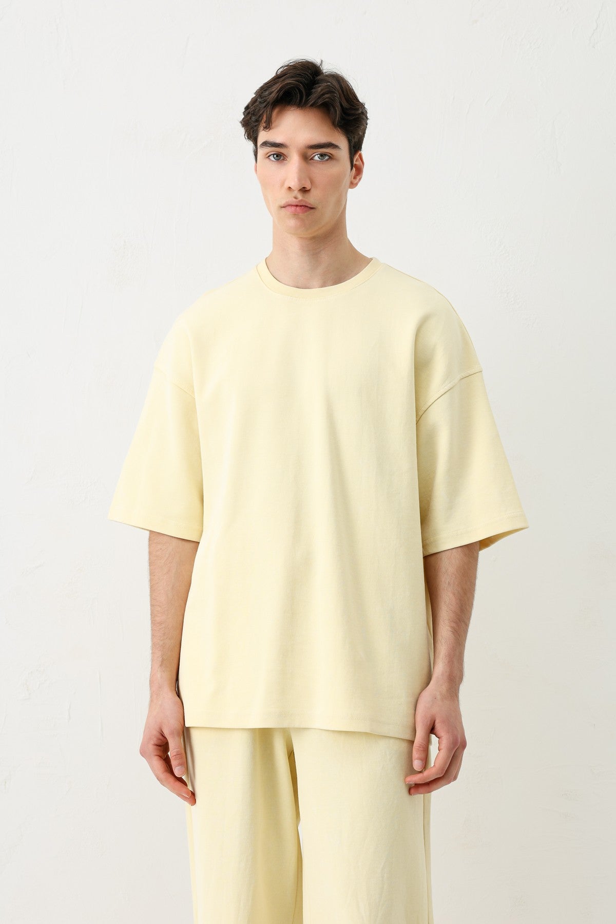 Short-Sleeved, Washed Oversized T-Shirt